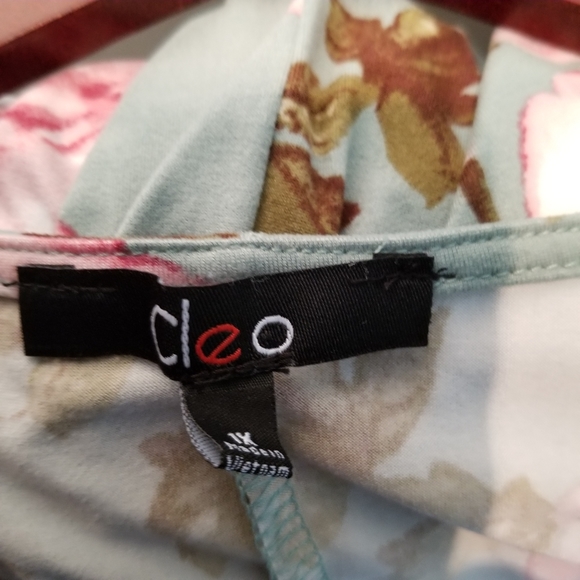 Faux Wrap Around Floral Print Dress - Picture 6 of 6